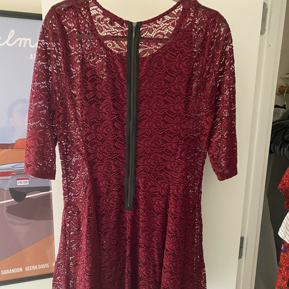 Fishbowl Burgundy Lace Floral Dress - Picture 2 of 4